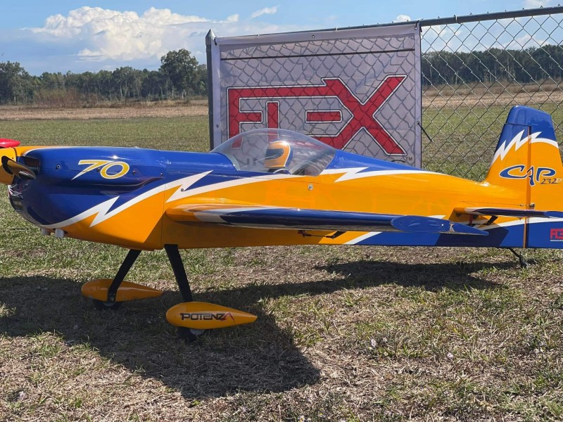 Flex Cap 232EX 70cc Pilot and Cockpit set YELLOW